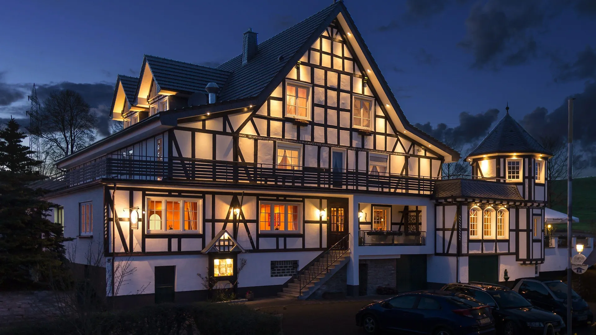 Günstig übernachten im Sauerland: 5 Budget-Hotels im Vergleich